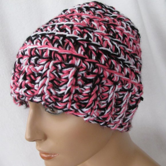 Must Bundle - New Handmade Chunky Winter Beanie - Picture 7 of 8